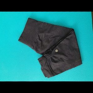Lululemon crops NAVY BLUE